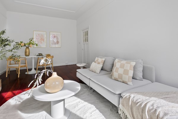 Medium property photo - Maarten Harpertszoon Trompstraat 22-1, 1056 JA Amsterdam